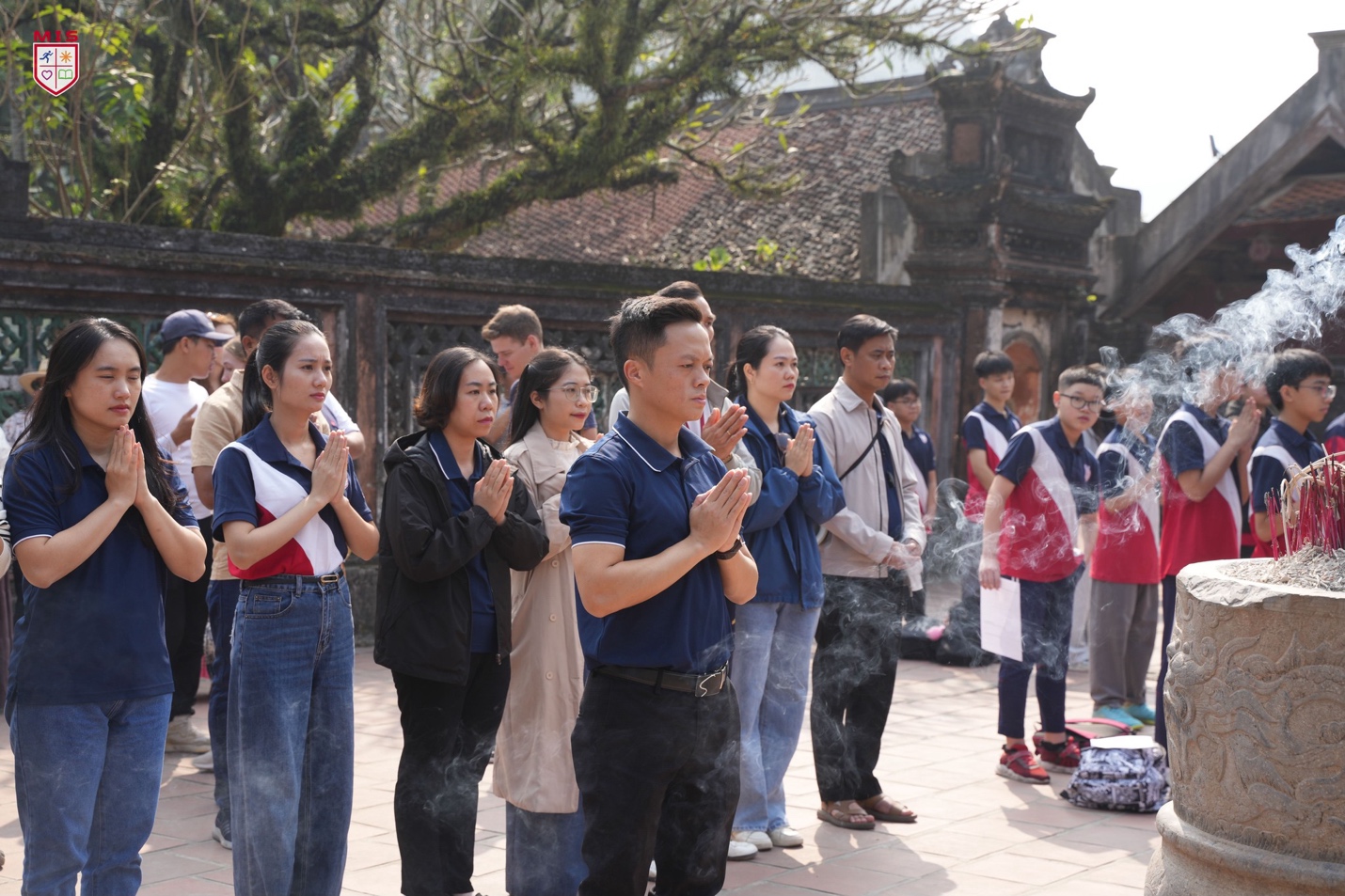 BÀI HỌC LỊCH SỬ SỐNG ĐỘNG GIỮA KHÔNG GIAN DI SẢN - CỐ ĐÔ HOA LƯ