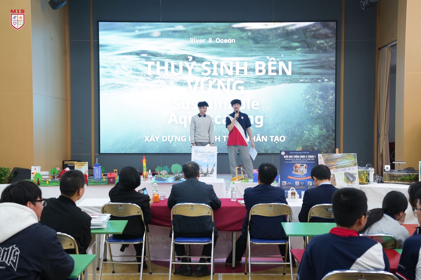 CHUNG KẾT CUỘC THI KHOA HỌC KỸ THUẬT MIS