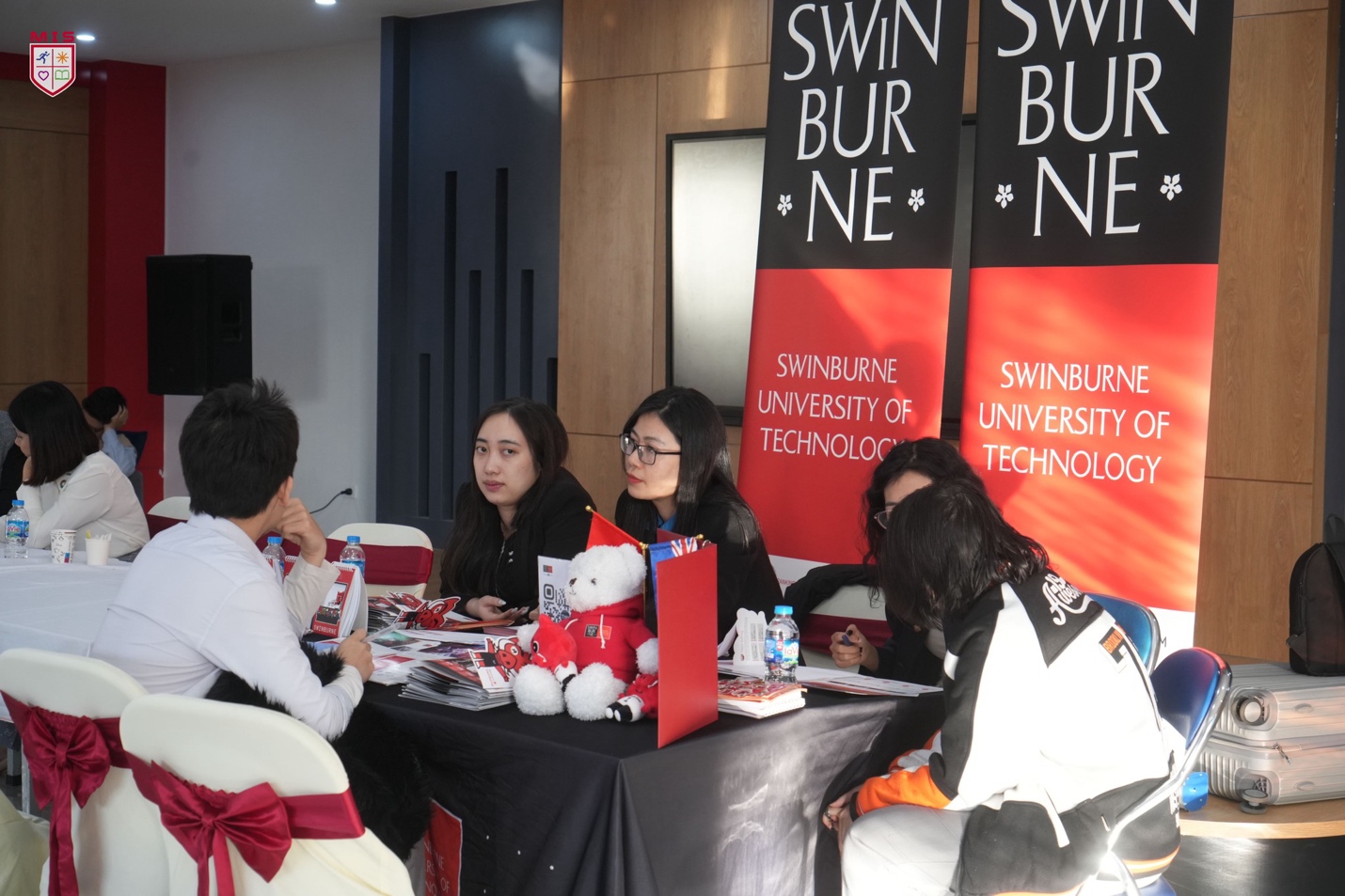 CHƯƠNG TRÌNH HƯỚNG NGHIỆP THỜI KỲ SỐ