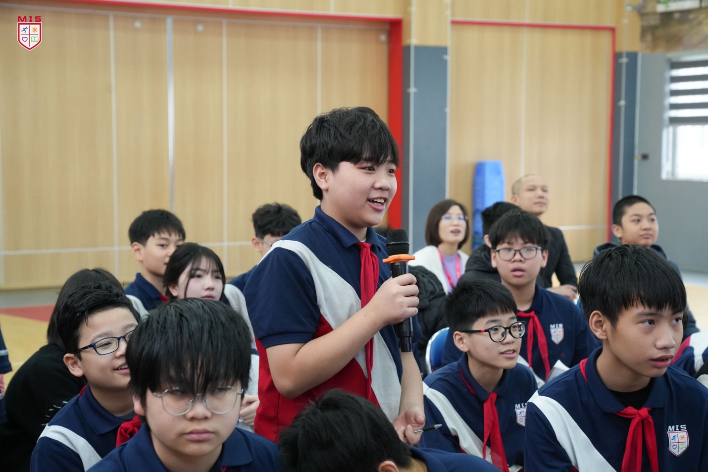 HIỂU BẢN THÂN ĐỂ HẠNH PHÚC