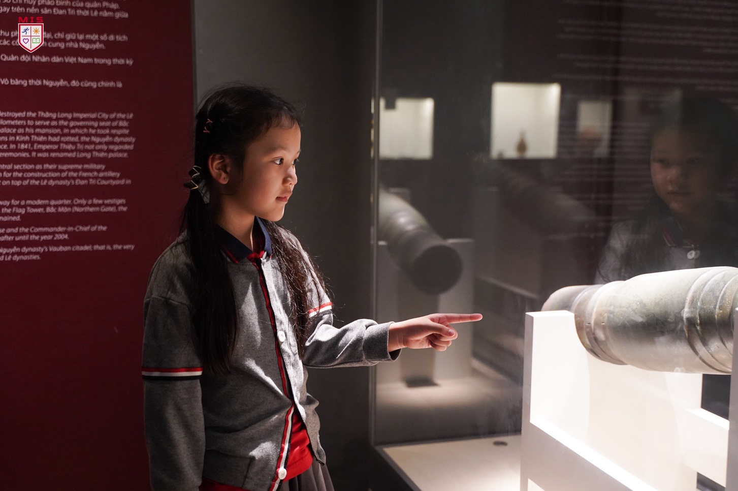 HOÀNG THÀNH THĂNG LONG