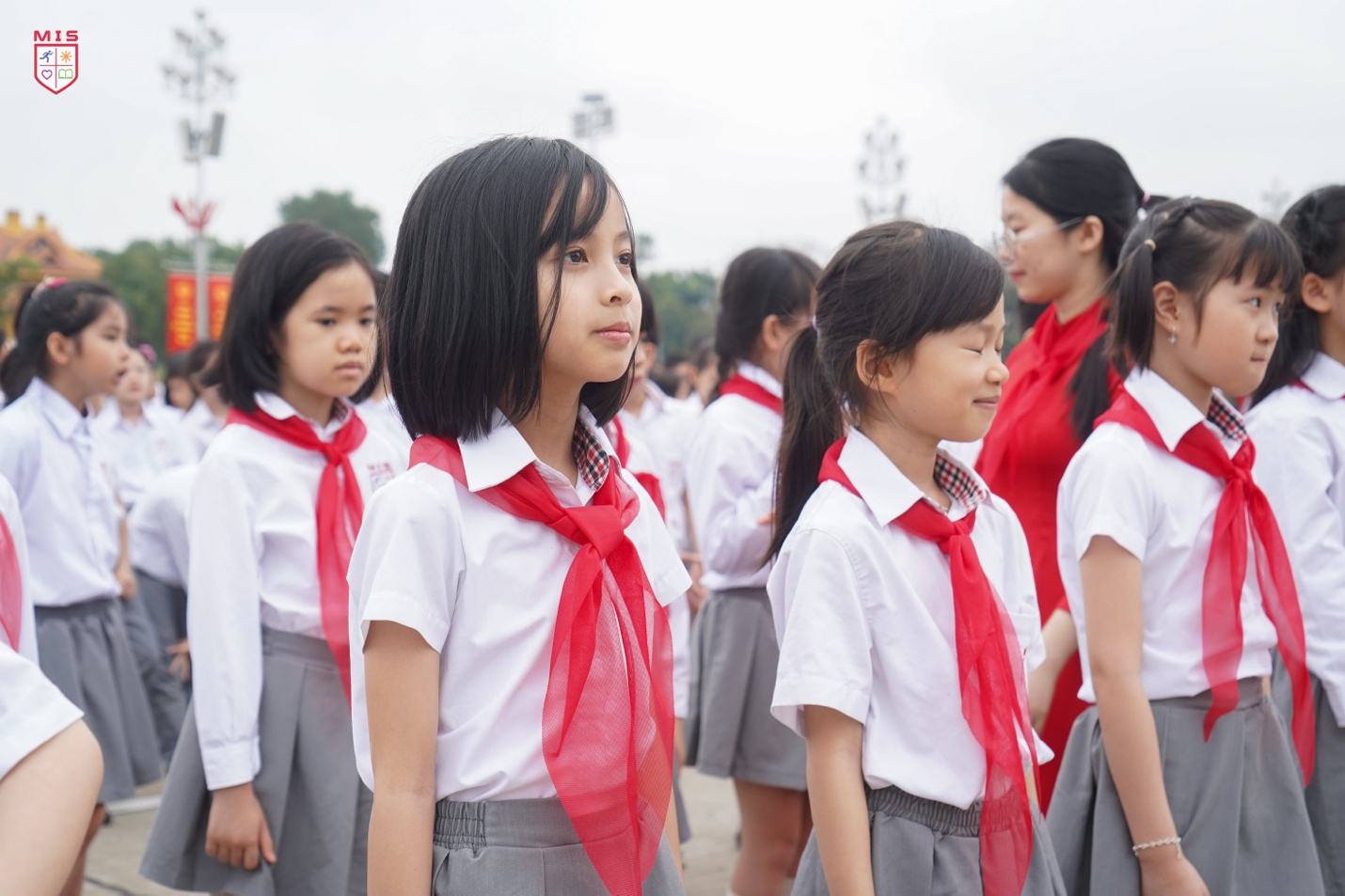 LỄ KẾT NẠP ĐỘI VIÊN TẠI LĂNG BÁC