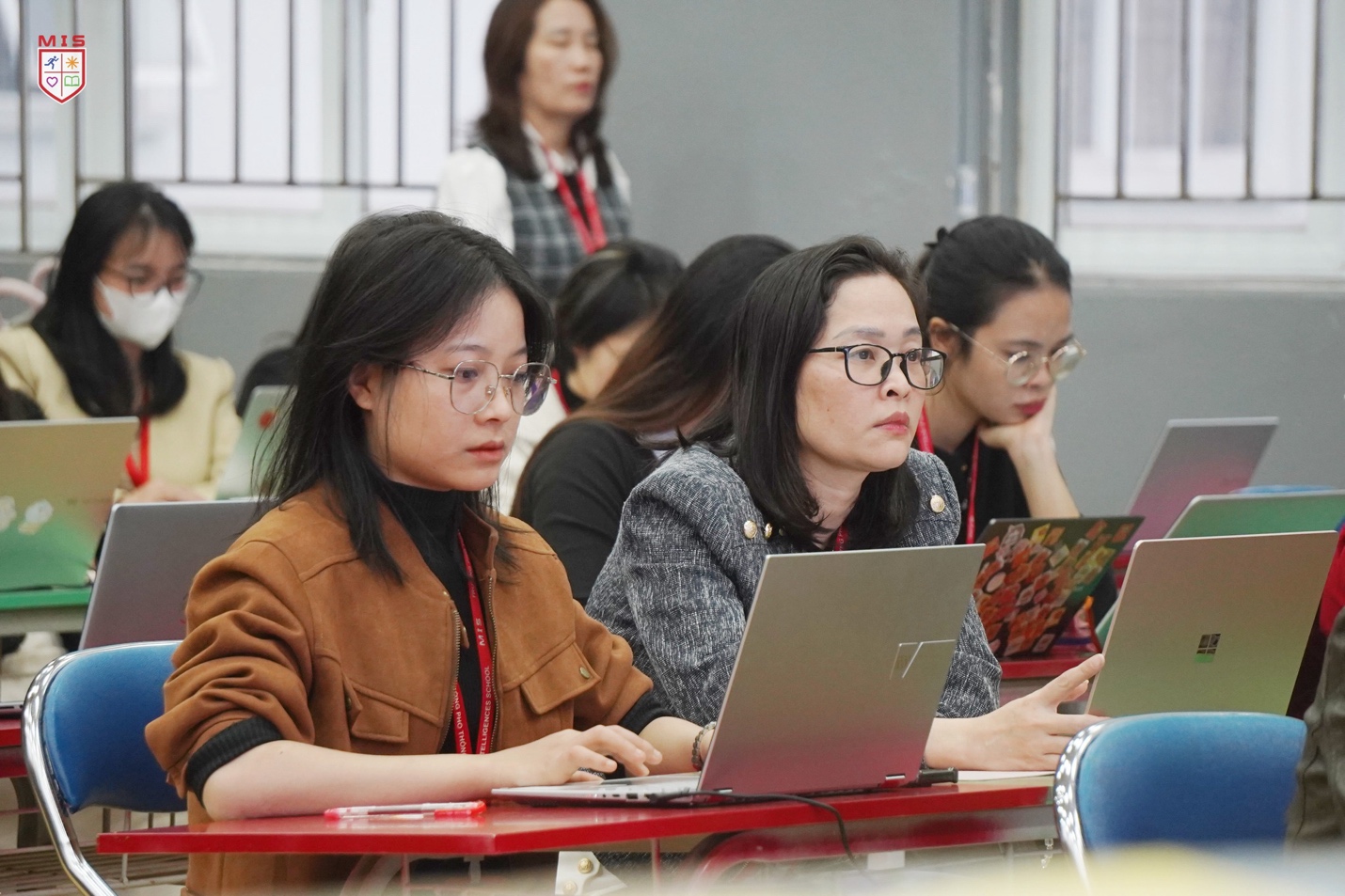 MIS ĐẨY MẠNH ỨNG DỤNG CÔNG NGHỆ VÀ AI TRONG GIẢNG DẠY