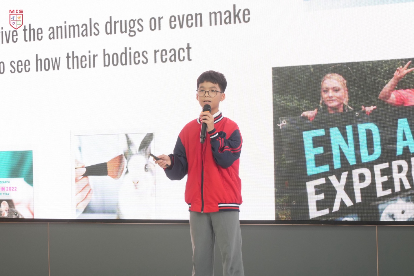 MIS TALKS – HÙNG BIỆN TIẾNG ANH