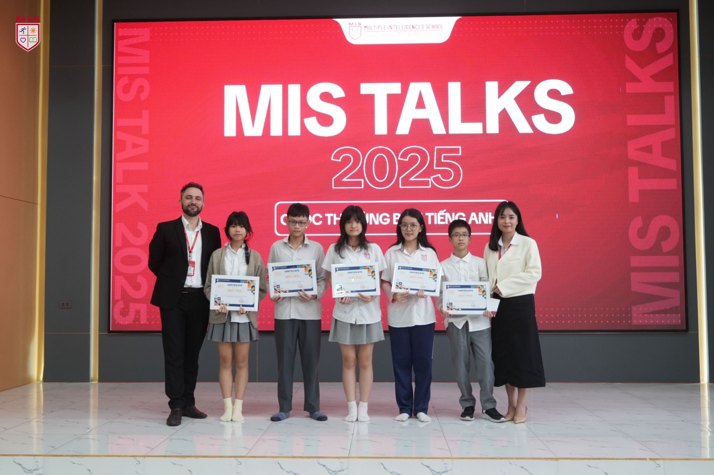 MIS TALKS – HÙNG BIỆN TIẾNG ANH