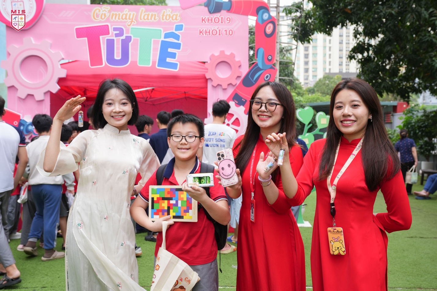 MIS INNOVATION DAY 2026 – “BẢN ĐỒ SÁNG TẠO” RỰC RỠ TỪ NHỮNG GIAN HÀNG ĐỘC ĐÁO