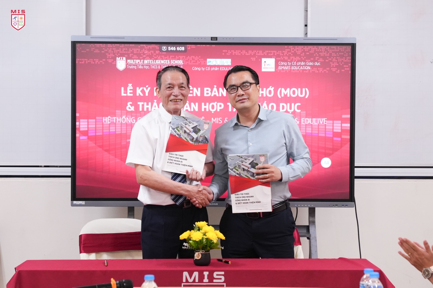 MIS KÝ KẾT HỢP TÁC CHIẾN LƯỢC VỚI ISMART VÀ EDULIVE, MỞ RỘNG TRẢI NGHIỆM HỌC TẬP THEO CHUẨN QUỐC TẾ