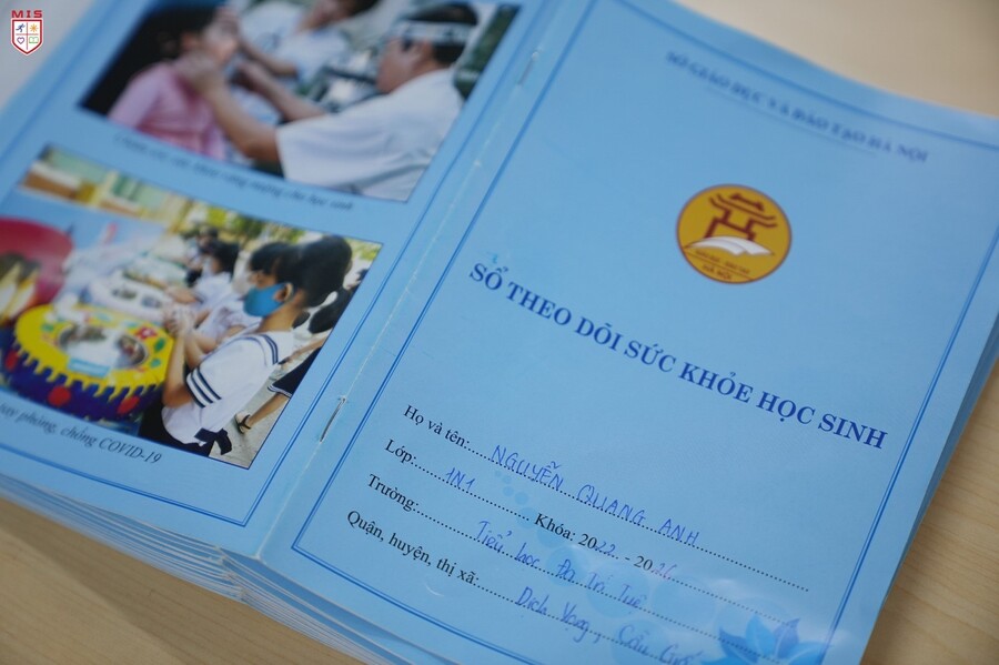 KHÁM SỨC KHOẺ HỌC SINH ĐỊNH KỲ TẠI MIS