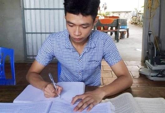 Nam sinh xứ Thanh chia sẻ bí quyết đạt điểm 10 Lịch sử