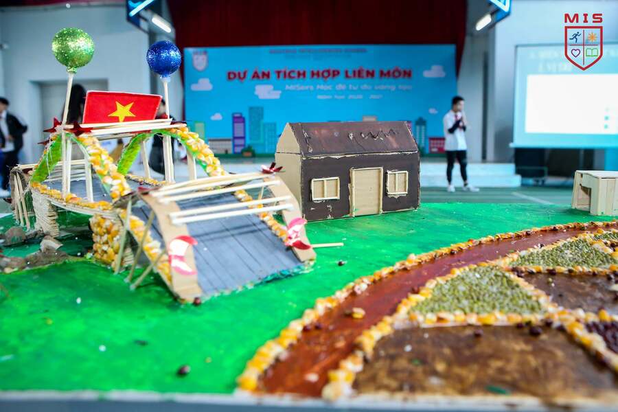 NGOÀI SỨC TƯỞNG TƯỢNG, CÓ NGÔI TRƯỜNG TẠO DỰNG NHIỀU CHƯƠNG TRÌNH HỌC TUYỆT VỜI ĐẾN THẾ