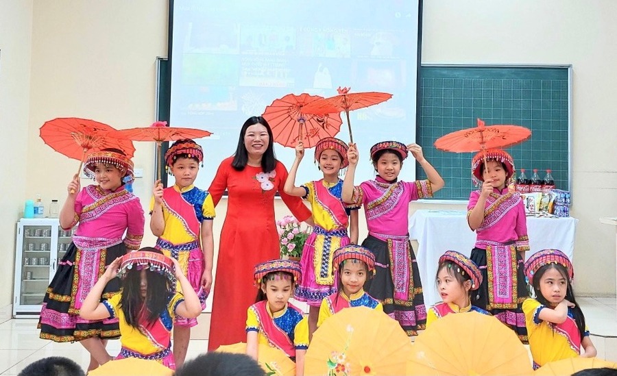 GẮN KẾT & CÙNG NHAU TIẾN VỀ TƯƠNG LAI