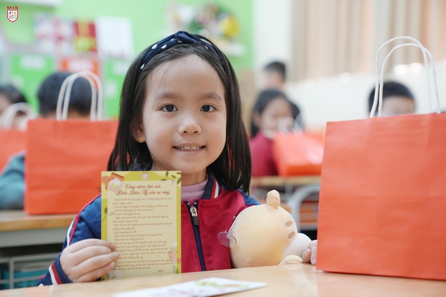 THƯ GỬI MISERS ĐÔI ĐIỀU TÂM SỰ VỀ CUỘC SỐNG