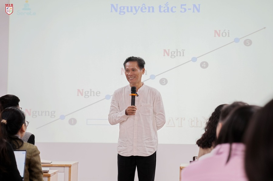 ỨNG DỤNG “TRÍ TUỆ CẢM XÚC” TRONG QUẢN TRỊ LỚP HỌC