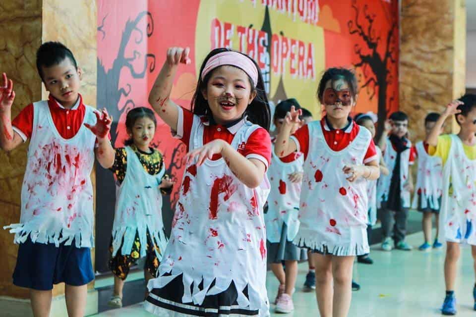 The Halloween Of The Opera –  “Hết Hồn” với màn hóa trang của Misers