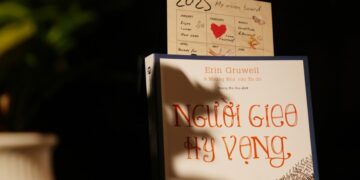 LÌ XÌ SÁCH – HAI GIÁ TRỊ – MỘT LỜI CHÚC