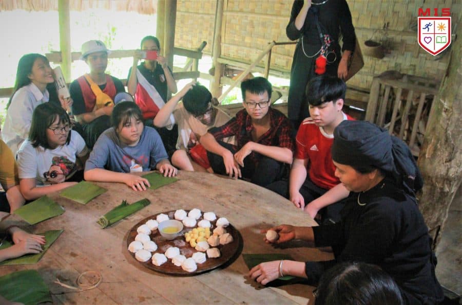 MISERS LÀM “CẦN TÀY”(*) – TRẢI NGHIỆM SÁNG TẠO THÚ VỊ