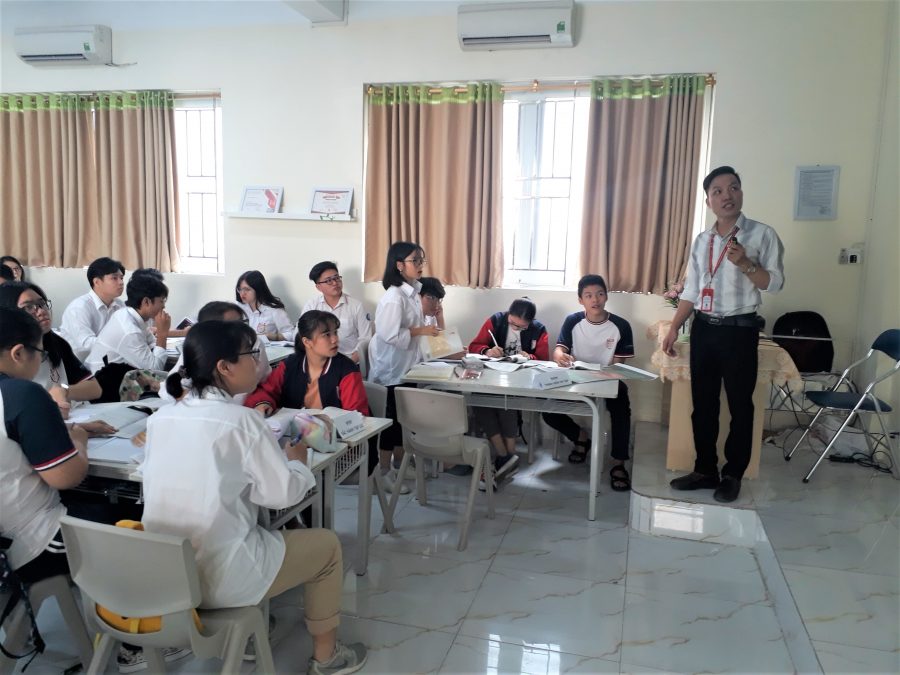 Nhân thày cô giáo MIS thi Giáo viên Giỏi môn văn THPT, mở lại cuốn tiểu luận nổi tiếng “Đọc lại Truyện Kiều”