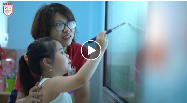 KIÊN NHẪN VÀ HY SINH, ĐƯA CON TIẾN BƯỚC DÀI