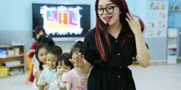 NGÀY NGÀY HÁO HỨC, NHỮNG TIẾT HỌC VUI – CÔ TRÒ CÙNG CƯỜI, NIỀM TIN TỎA SÁNG