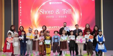 CUỘC THI SHOW AND TELL NƠI NHỮNG “NGÔI SAO NHÍ” TỎA SÁNG VÀ CHẠM ĐẾN TRÁI TIM!