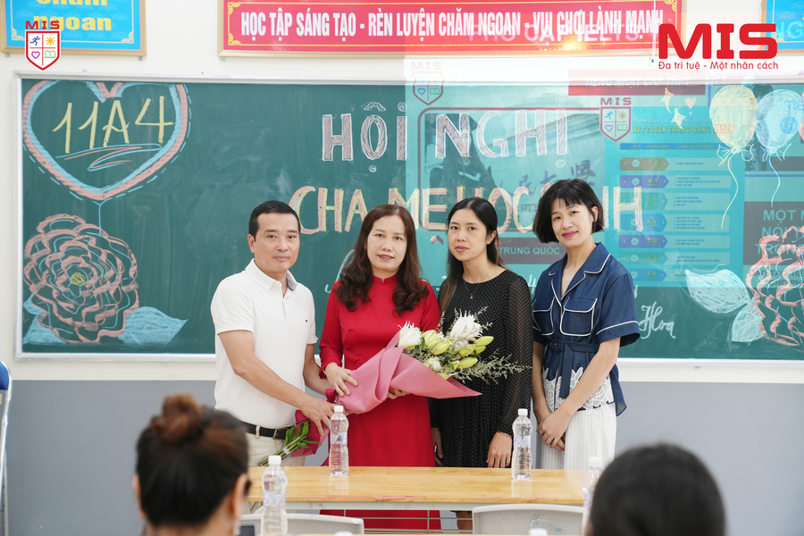 HỘI NGHỊ CHA MẸ HỌC SINH 2023-2024: TỰ HÀO VÀ YÊU THƯƠNG