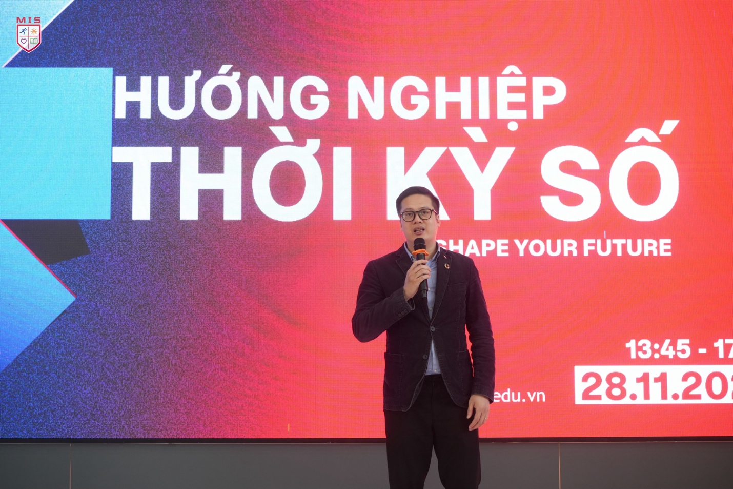 CHƯƠNG TRÌNH HƯỚNG NGHIỆP THỜI KỲ SỐ