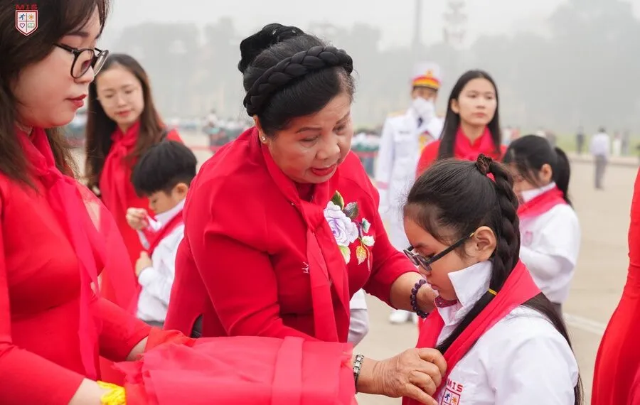 MỖI MISER LÀ MỘT NHÂN TÀI CỦA ĐẤT NƯỚC