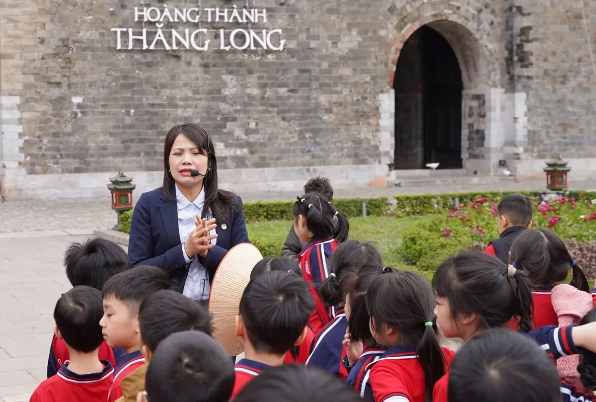HOÀNG THÀNH THĂNG LONG